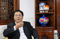 艺鹏木业的老榆木家具做的很精致
